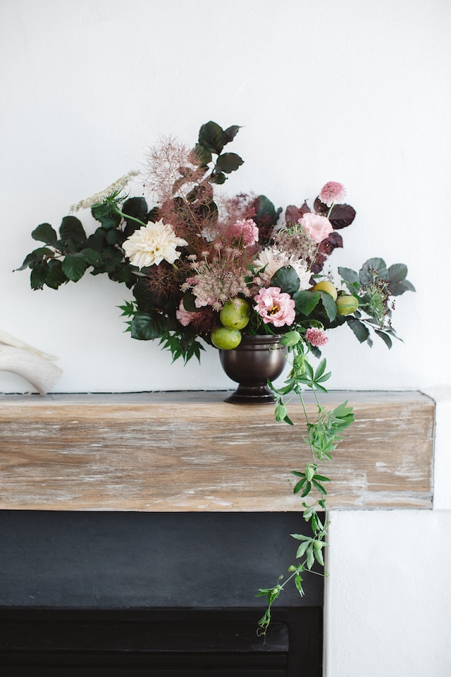 Comment choisir et assortir les fleurs pour créer des arrangements et des décorations ?
